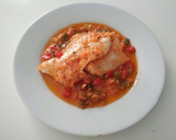 Foto del paso 3 de la receta: Filetes de merluza en salsa