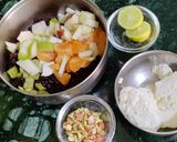 A picture of step 5 of Black Rice, Fruits and Nuts Salad.