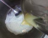 Foto langkah ke 2 dari resep Milky Minty Candlestick Ice.