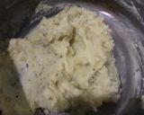 Foto langkah ke 2 dari resep Mashed Creamy Potato.