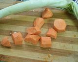 Foto del paso 2 de la receta: Sopa de calabacín con repollo y lentejas #cocinamos con verduras