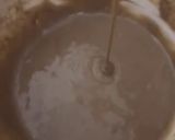 A picture of step 5 of Cookie Monster Cupcakes (Hidden Oreo/Cookie Cupcake).