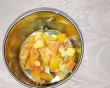 A picture of step 1 of Murg Paanwaala.