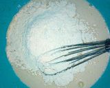 A picture of step 5 of Simple vanilla cup cakes.