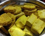 Foto langkah ke 4 dari resep Tahu tempe goreng bumbu kuning simple.