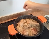 Foto del paso 3 de la receta: Pollo en salsa con setas shiitake
