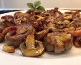 Foto del paso 10 de la receta: Solomillo de cerdo con champiñón y baicon