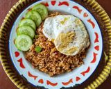 Foto langkah ke 3 dari resep Nasi Goreng Telur Bumbu Balado.