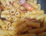 Foto del paso 6 de la receta: Pasta elicoidal en salsa de pomodoro y gambas