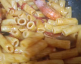 Foto del paso 6 de la receta: Pasta elicoidal en salsa de pomodoro y gambas
