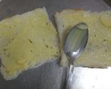 A picture of step 3 of Malai butter with tomato sandwich.