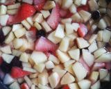 Tejmentes pudingos gyümölcsleves recept fázis 2 fotója
