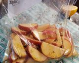 Foto del paso 3 de la receta: Papas marinadas al horno