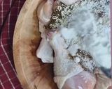 Foto langkah ke 1 dari resep Ayam Goreng Ketumbar.