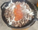 A picture of step 2 of Country-Style Carne en su Jugo.