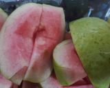 Hình bước làm 1 của món Smoothie ổi hồng hạt chia