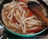 Foto langkah ke 2 dari resep Cah jamur udang saus tiram.