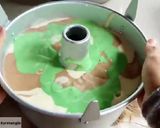 Foto langkah ke 3 dari resep Mocha Pandan Chiffon Cake.
