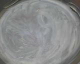 Foto del paso 5 de la receta: Torta navideña nevada de manzanas