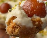 A picture of step 6 of Gulab jamun Trifle.