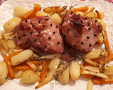 Foto del paso 9 de la receta: Jamón glaseado con miel al horno y verduras asadas