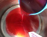 A picture of step 5 of Rose Mahalabiya.