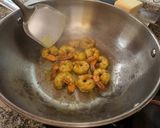 A picture of step 3 of Shrimp Garlic Noodle.