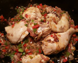Foto del paso 11 de la receta: Pollo estofado con tubérculos en salsa de especias libanesas