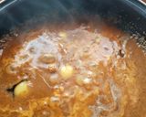 A picture of step 4 of Crispy Dosa with broken egg curry.