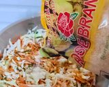 Foto langkah ke 5 dari resep Pastel Bihun Sayur (Adonan Tanpa Telur).