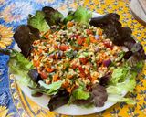 Une image de l'étape 20 de Salade de coquillettes aux carottes, tomates bicolores et oignon rouge.
