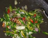 Foto langkah ke 2 dari resep Sayur lombok.