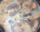 Hình bước làm 8 của món Nấu ăn cùng con: Mì trứng húng quế tươi và bolognese tôm