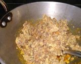 A picture of step 4 of Dahi Lukhmi.