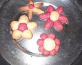 ফ্লাওয়ার কুকিজ (flower cookies recipe in bengali) রেসিপি ধাপ - 9 ছবি