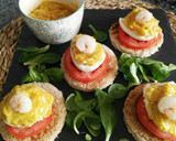 Foto del paso 9 de la receta: Huevos rellenos de atún y gambas con salsa de mango al curry