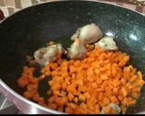 A picture of step 3 of Chicken Hot and Sour Soup.