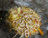 Foto langkah ke 3 dari resep Tumis Soleng, Wortel, Toge.