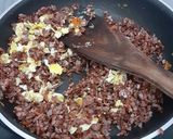 Foto langkah ke 3 dari resep Nasi Goreng Beras Merah Udang Rebon 🦐🦐🦐.