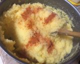 Foto del paso 2 de la receta: Cuadraditos de polenta con queso