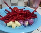 Foto langkah ke 1 dari resep Sambal telur ikan teri.