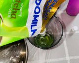 Foto langkah ke 2 dari resep Es Kopi Creamy Matcha.