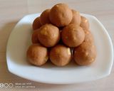 मूगडाळीचे लाडू रेसिपी स्टेप 4 फोटो 