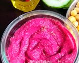 A picture of step 4 of Beetroot Humus.
