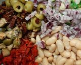 Toszkán tonhalas babsaláta recept fázis 1 fotója