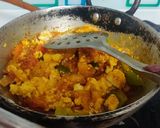 A picture of step 2 of Bell Pepper Paneer Bhurji.
