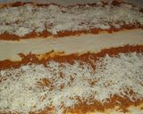 Kolbászos sajtos csiga, ahogy mi szeretjük recept fázis 4 fotója