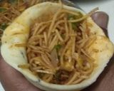 A picture of step 7 of Chinese Samosa.