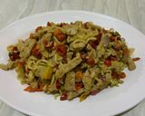 Foto langkah ke 4 dari resep Oseng Mie Ndeso.