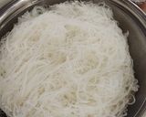 Foto langkah ke 1 dari resep Bihun Goreng Spesial.